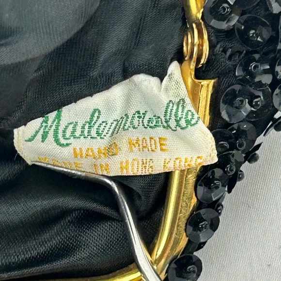 Vintage MADENOISELLE Small Beaded Coin Purse - Picture 3 of 3